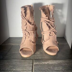 NWT Fringed Lace-Up Peep Toe Booties - soft Pink size 10